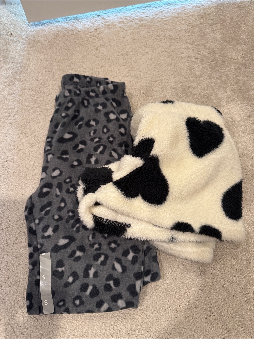 Cozy Plush Pajama  for Women - Black & Cream